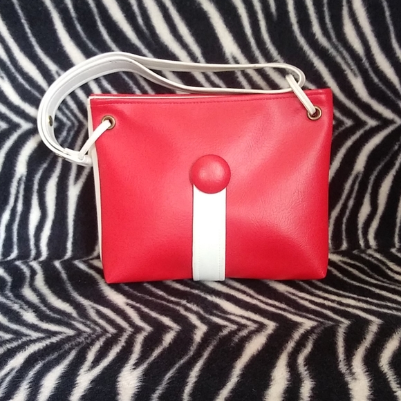 Vintage Handbags - Vintage 60s Mod Marshmallow Red White Purse